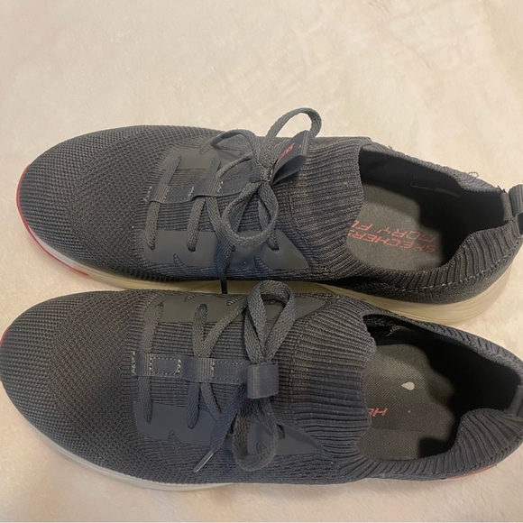 Skechers Womens Gray gently worn size 7.5 - Picture 2 of 5